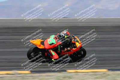 media/Apr-05-2024-Apex Assassins-CVMA Friday Practice (Fri) [[ee2ef04f2b]]/3-Racer 2/Session 3 (Bowl Speed Pans)/